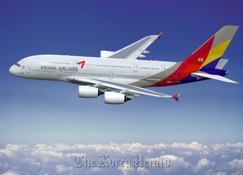 A380-800 airplane (Asiana Airlines)