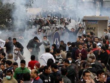 Anti-government protestors demonstrate in Egypt.(AP-Yonhap)