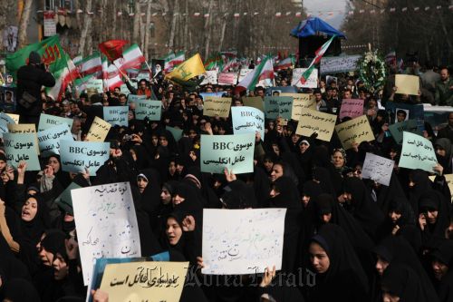 People protest as they take part in a rally in Tehran on Wednesday. (AFP-Yonhap News)
