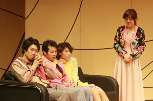 A scene from “La Cantatrice Chauve” which runs through March 31 at SM Art Hall in Daehangno, central Seoul. (Aga Company)