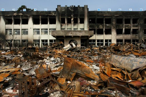 A burned elementary school sits in the March 11 earthquake and tsunami-destroyed city of Ishinomaki, northern Japan.(AP-Yonhap News)