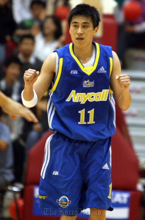Former national team point guard Lee Sang-min (Korea Herald file)
