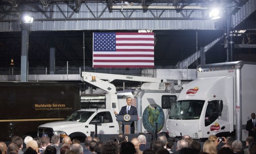 President Barack Obama speaking at a UPS facility in Landover, Maryland, Friday. (AP-Yonhap News)