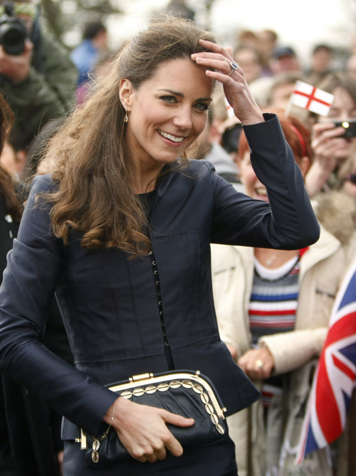 Kate Middleton at Witton County Park, Darwen, England, Monday. (AP-Yonhap News)