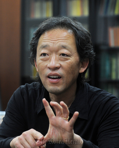 Maestro Chung Myung-whun, music director of the Seoul Philharmonic Orchestra (Lee Sang-sub/The Korea Herald)