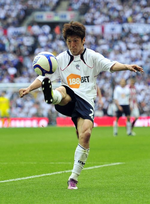 Bolton’s Lee Chung-yong in action against Stoke City (AFP-Yonhap News)