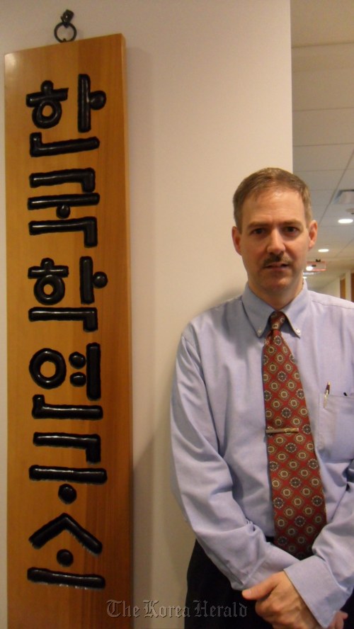 Mark Byington, project director of the Early Korea Project of the Korea Institute at Harvard University. (Kim Yoon-mi/The Korea Herald)
