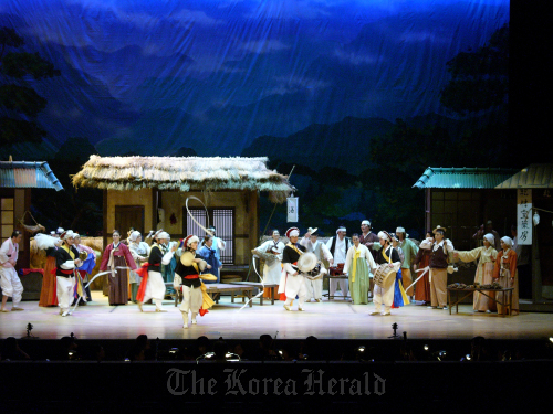 A scene from “When the Buckwheat Blooms” (Korea National Opera)