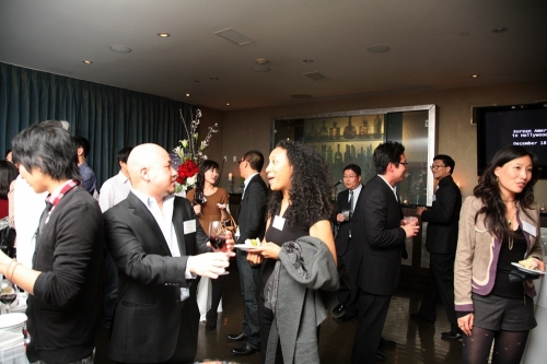 Participants in the “Korean-Americans in Hollywood” mentoring program mingle at an event inFebruary in Los Angeles. (KOCCA L.A.)