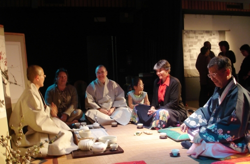 Participants take part in a traditional tea ceremony during the 2007 Korea festival in Lausanne, Switzerland.