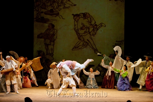 A scene from The National Theater of Korea’s musical “Kim Hong-do” (NTOK)