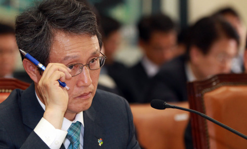 Minister of Land, Transport and Maritime Affairs Kwon Do-youp (Yonhap News)