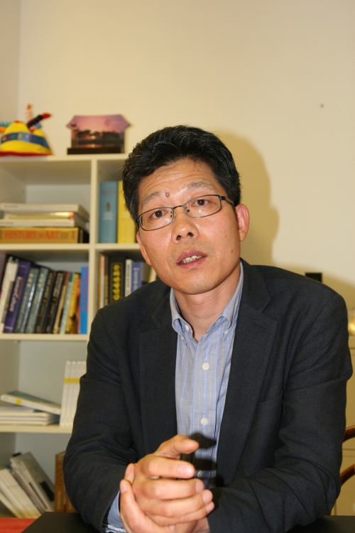 Director of the KCC in London Won Yong-gi. (Oh Kyu-wook/The Korea Herald)