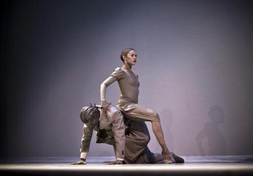A scene from the dance “The Grey Room” (LIG ART HALL)