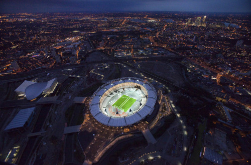 An aerial photo of the London 2012 Olympic Stadium (AP-Yonhap News)