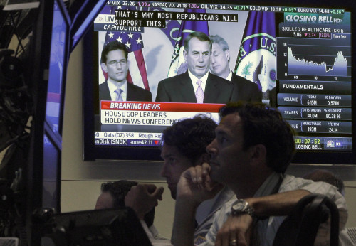 U.S. House Speaker John Boehner is seen on a television screen on the floor of the New York Stock Exchange Monday. (AP-Yonhap News)
