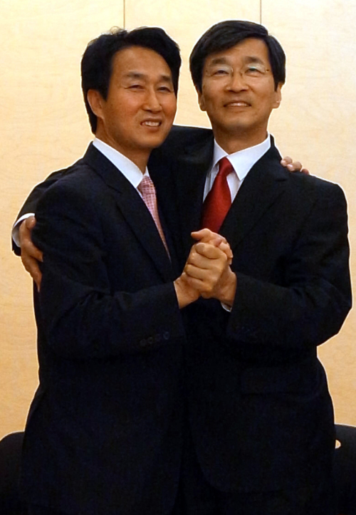 Park Myoung-gee (left) Kwak No-hyun (Yonhap News)
