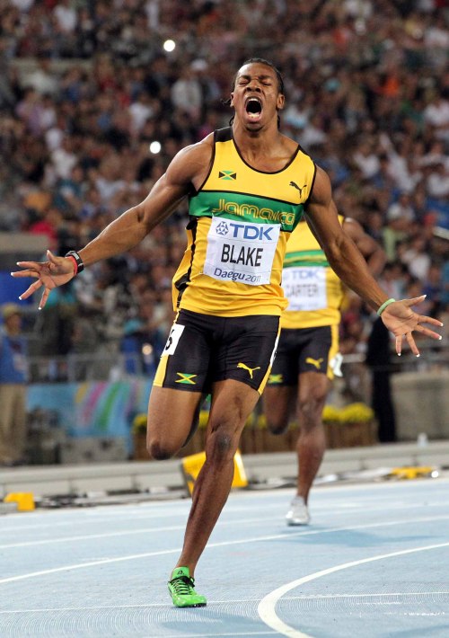 Jamaica’s Yohan Blake cruises to the finish line of the men’s 100 meters in 9.92 seconds to win gold at the 2011 IAFF World Championships in Daegu on Sunday. (Park Hae-mook/The Korea Herald)