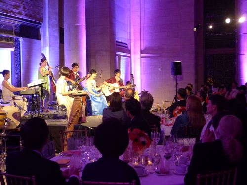 Haegum Plus, a crossover musical group, performs at the evening gala of Korea Foundation Korean Culture Day at Asian Art Museum of San Francisco, Saturday. (Korea Foundation)