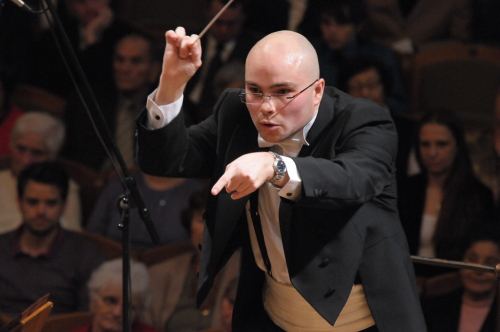 Ondřej Vrabec, conductor of the Prague Philharmonia.(SilverTrain)