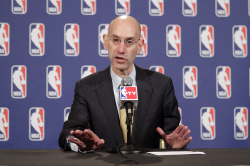 NBA Deputy Commissioner Adam Silver speaks to reporters after a meeting with the NBA Board of Governors in New York on Thursday. (AP-Yonhap News)