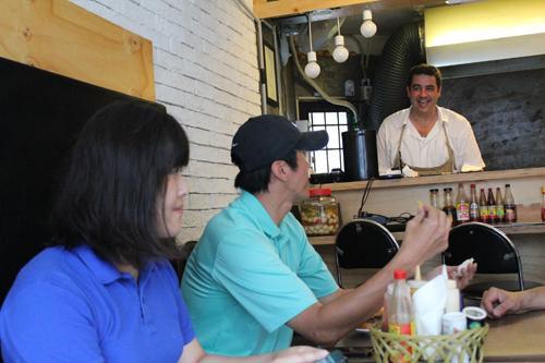Chili King owner and chef Kevin Cyr believes Koreans come to Itaewon for the authenticity of its many foreign restaurants. (Yonhap News)