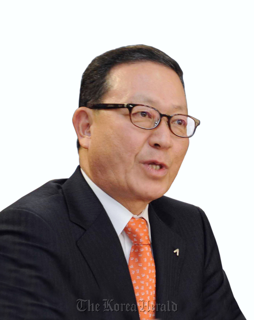 Asiana Airlines CEO Yoon Young-doo