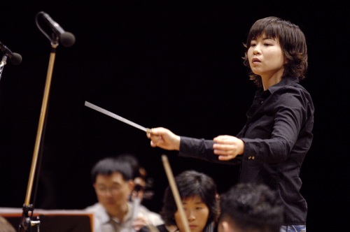 Sung Shi-yeon, associate conductor of the Seoul Philharmonic Orchestra. (SPO)