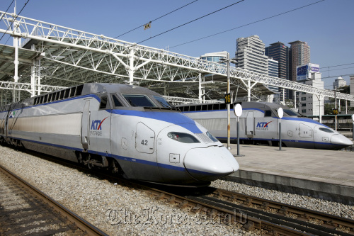 KTX high-speed trains wait for departure at Seoul Station in Seoul. (Bloomberg)