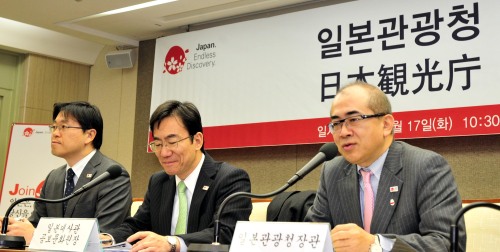 Japan Tourism Agency Commissioner Hiroshi Mizohata speaks during a news conference in Seoul on Tuesday. (Kim Myung-sub/The Korea Herald)