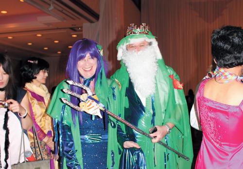 Attendees in fancy dress enjoy last year’s carnival ball in Seoul.(German Embassy)