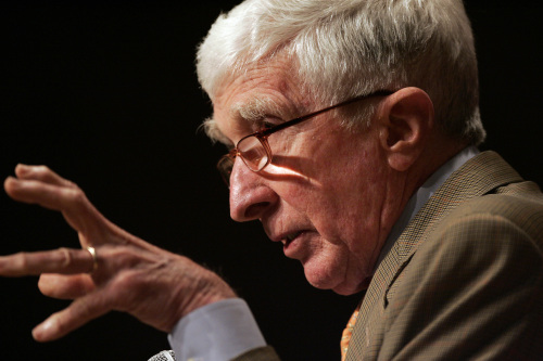 Late author and critic John Updike speaks to a gathering at the Free Library of Philadelphia in 2007. (Michael Bryant/Philadelphia Inquirer/MCT)