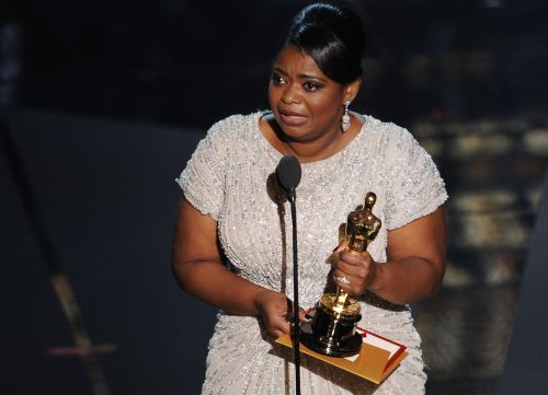 The winner for Best Supporting Actress Octavia Spencer addresses the audience onstage. (AFP-Yonhap News)