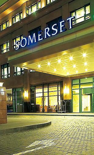 Somerset Palace Seoul is conveniently located near Seoul’s business and diplomatic districts.