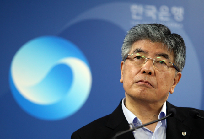 Bank of Korea Governor Kim Choong-soo at a news conference held on Thursday (Yonhap News)