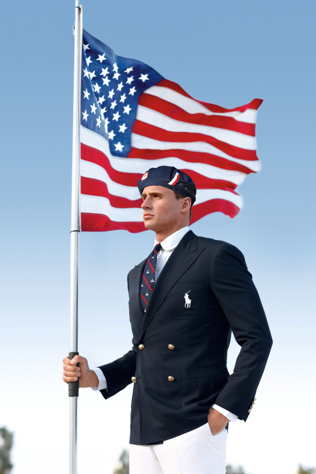 U.S. Olympic swimmer Ryan Lochte modeling the official Team USA Opening Cere-mony Parade Uniform. (AP-Yonhap News)