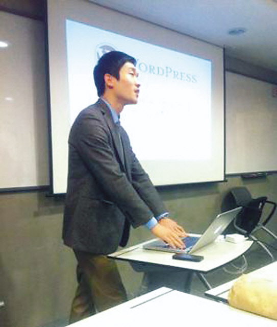 David Hwang believes that all Korean bloggers will be using Wordpress in a couple of years from now. (Yonhap News)