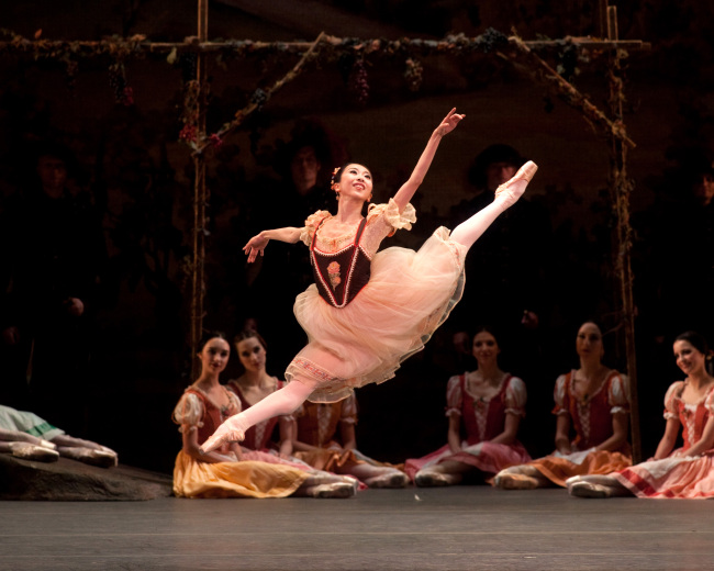 A scene from ABT’s “Giselle” (The H Entertainment)