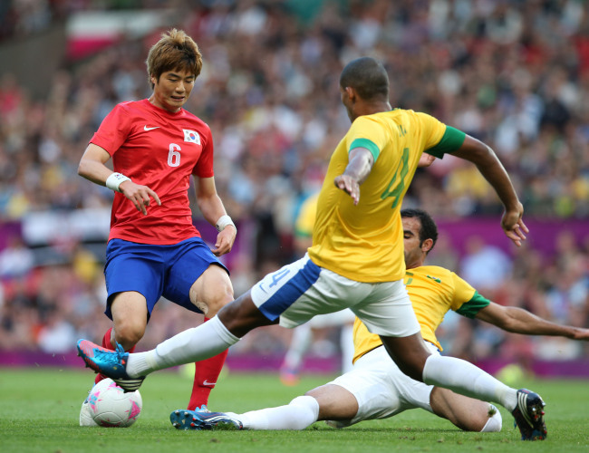 Ki Sung-yueng in action during the London Olympics. (Yonhap News)