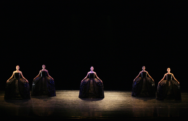 A scene from Jiri Kylian “Petite Mort,” which is being featured at Seoul International Ballet Festival (Seoul International Ballet Festival)