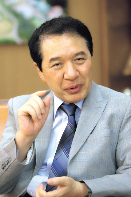 Kim Yong-min, president of Pohang University of Science and Technology (POSTECH)