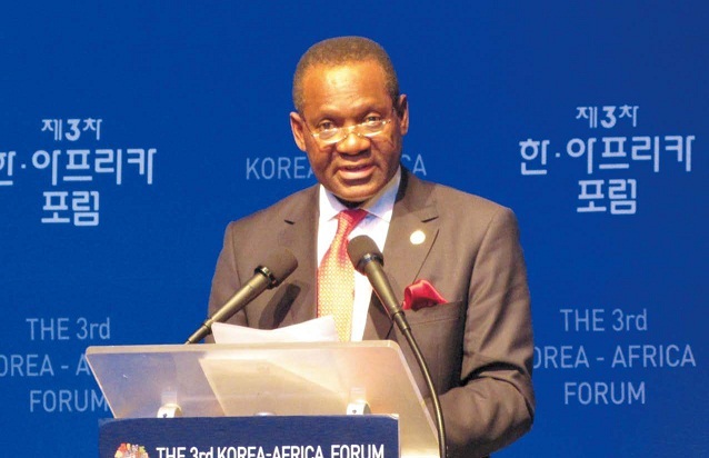 Nigerian Foreign Minister Olugbenga Ayodeji Ashiru delivers a speech during the 3rd Africa-Korea Forum at Hyatt Hotel, Wednesday. (Philip Iglauer/The Korea Herald)