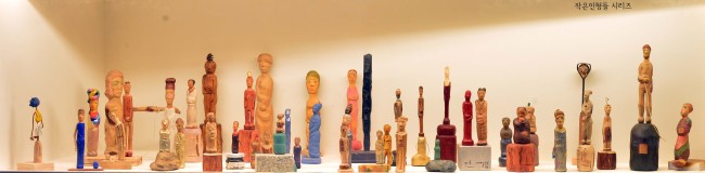 A collection of modern kokdu is on display. ( Lee Sang-sub/The Korea Herald)