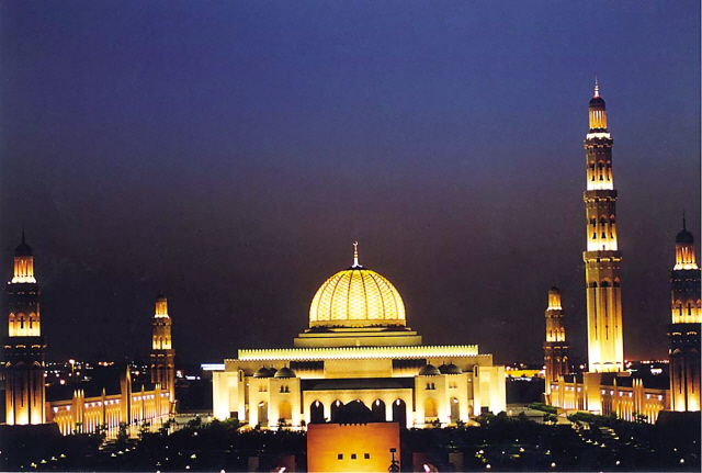 Grand Mosque at night