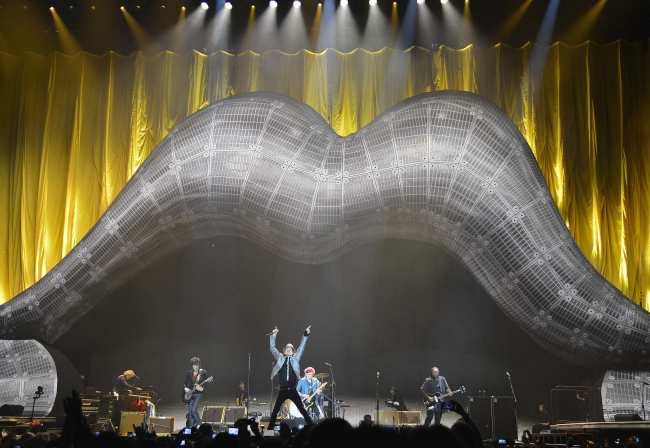 The Rolling Stones perform at the O2 Arena in London on Nov. 25. (Yonhap News)