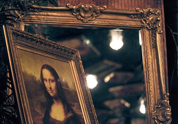 A copy of the “Mona Lisa” by Leonardo da Vinci is displayed in the lobby of the Artisan Hotel in Las Vegas, Nevada. (MCT)