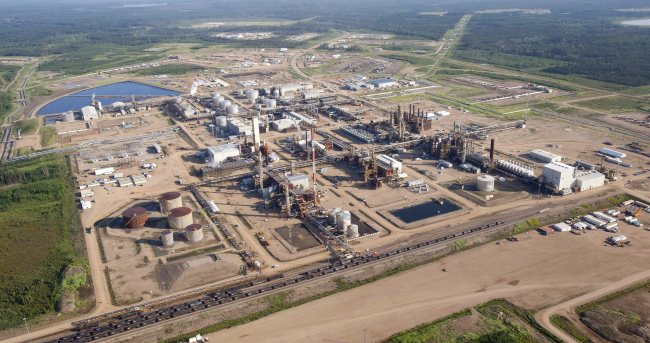 A Nexen oil sands facility near Fort McMurray, Alberta, Canada. (AP-Yonhap News)