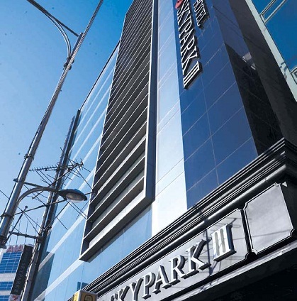 Hotel Skypark in Myeong-dong, a popular tourist spot in Seoul (Park Hae-mook/The Korea Herald)