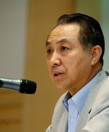 STX Group chairman Kang Duk-soo