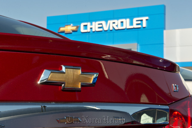 A General Motors Co. Chevrolet Malibu sits at Bud Mills auto dealership in Moline, Illinois. (Bloomberg)